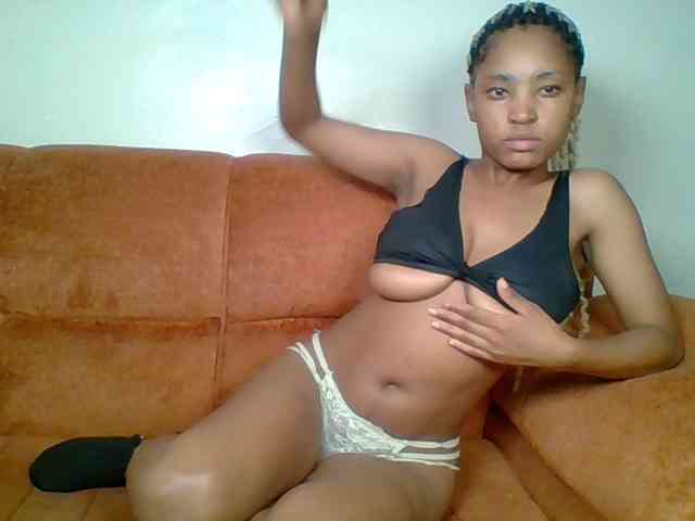 Hot-sexy-queen webcam