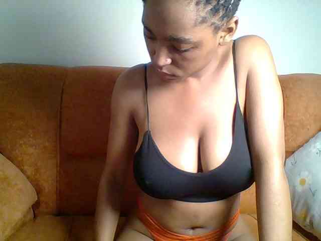 Hot-sexy-queen webcam