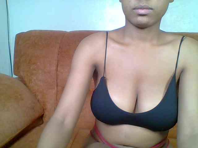 Hot-sexy-queen webcam