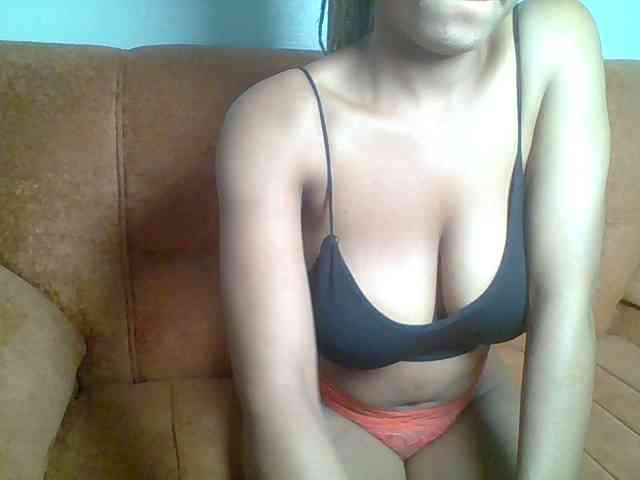 Hot-sexy-queen webcam