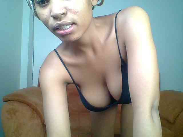 Hot-sexy-queen webcam