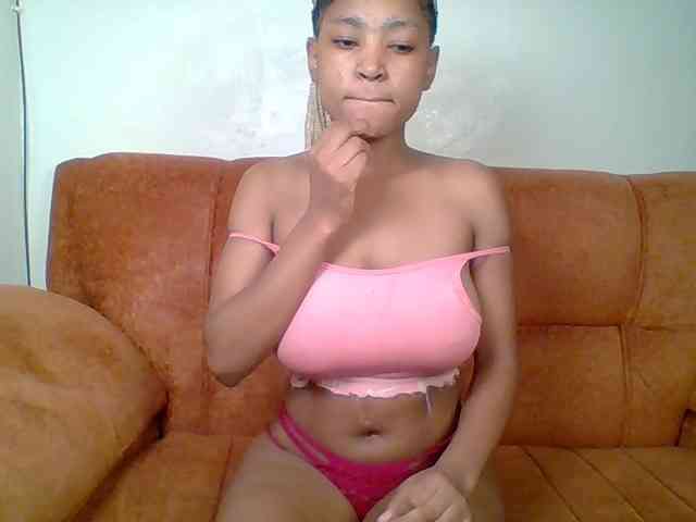 Hot-sexy-queen webcam