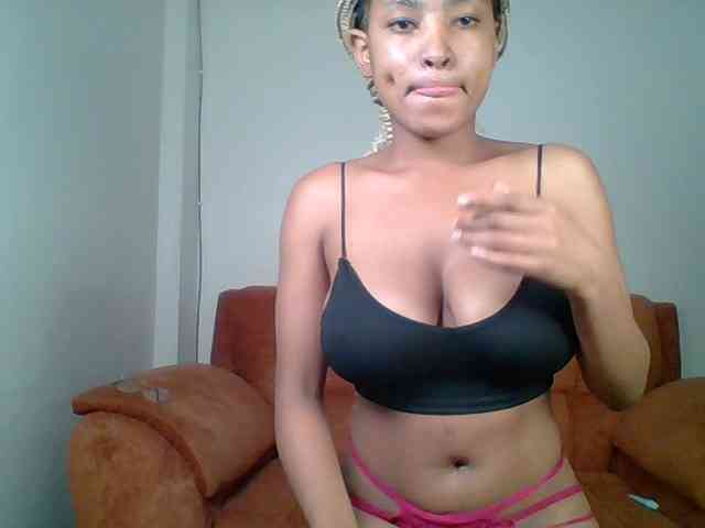 Hot-sexy-queen webcam