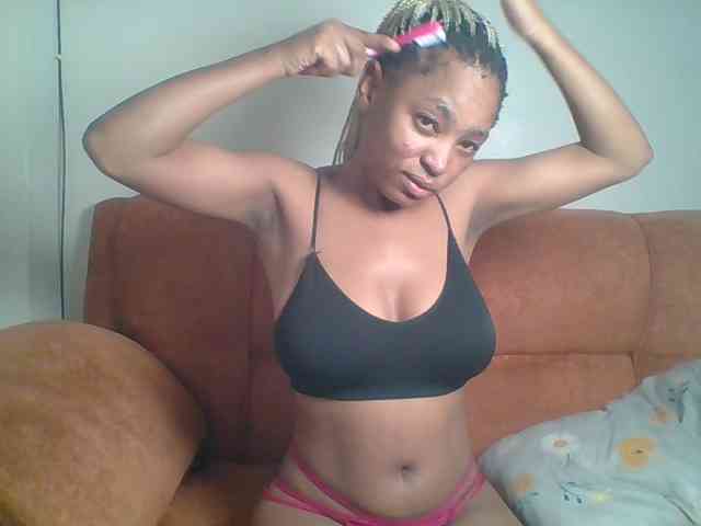 Hot-sexy-queen webcam