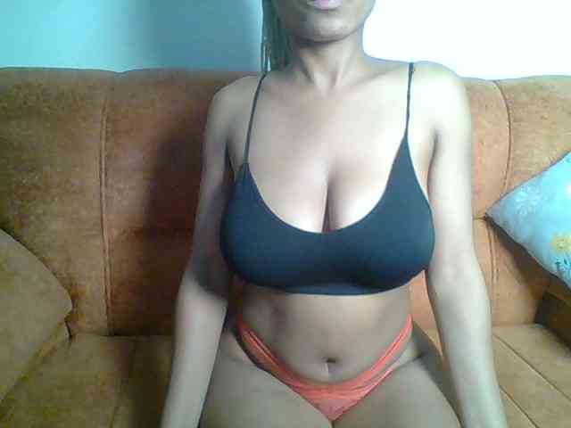 Hot-sexy-queen webcam