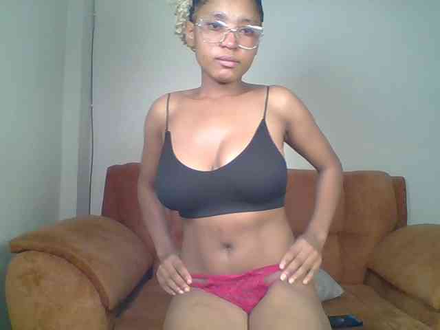 Hot-sexy-queen webcam