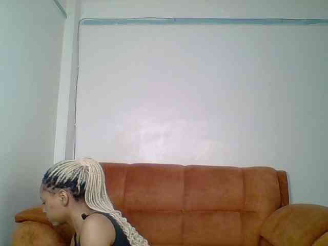 Hot-sexy-queen webcam