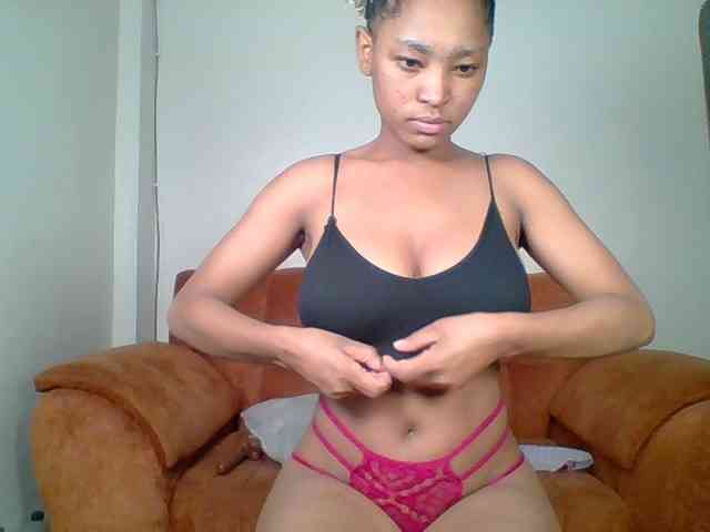 Hot-sexy-queen webcam