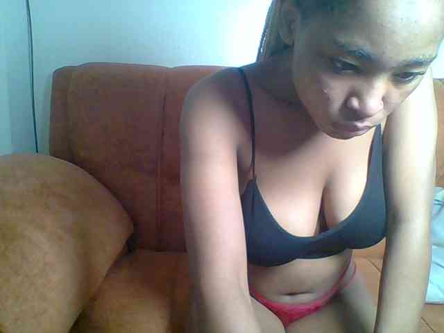 Hot-sexy-queen webcam