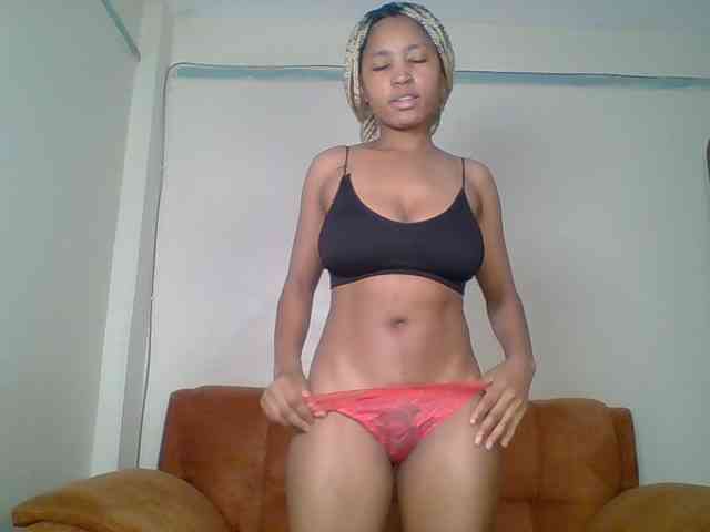 Hot-sexy-queen webcam