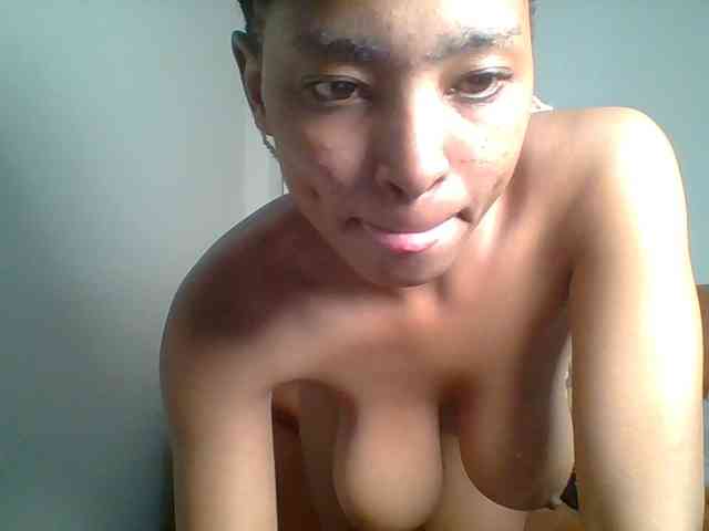 Hot-sexy-queen webcam