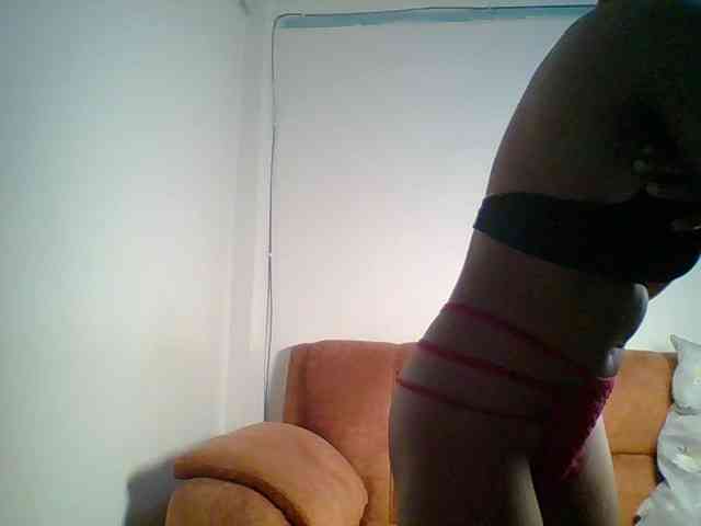 Hot-sexy-queen webcam