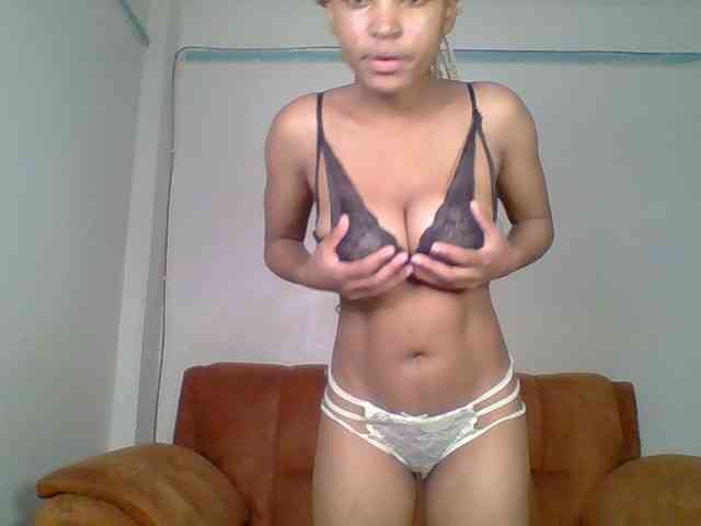 Hot-sexy-queen webcam