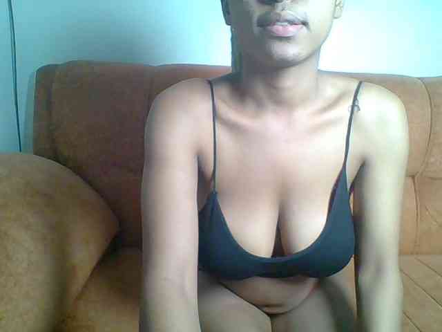 Hot-sexy-queen webcam