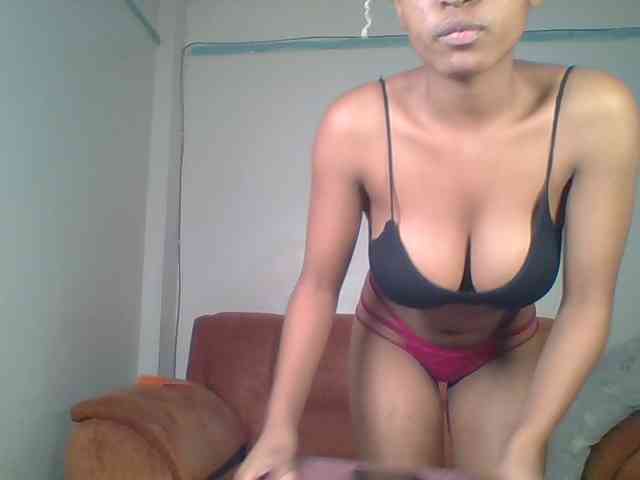 Hot-sexy-queen webcam