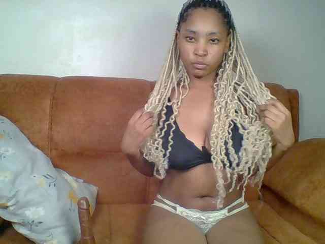 Hot-sexy-queen webcam