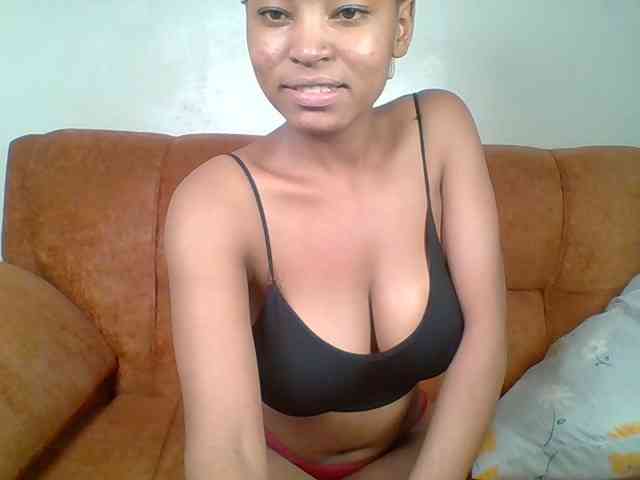 Hot-sexy-queen webcam