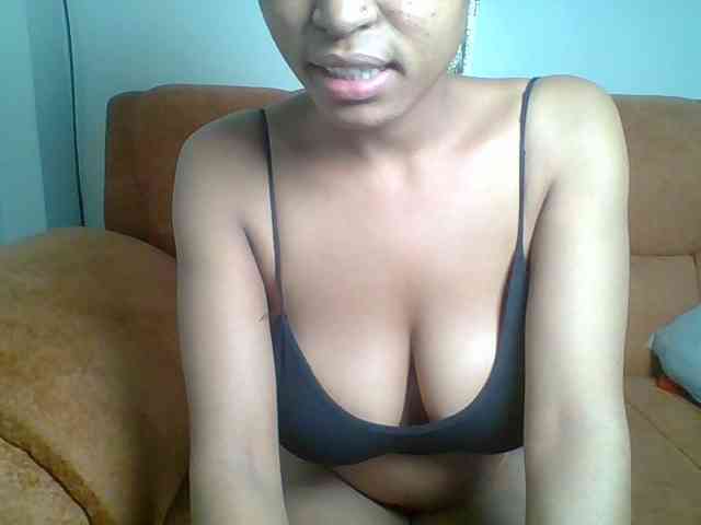 Hot-sexy-queen webcam