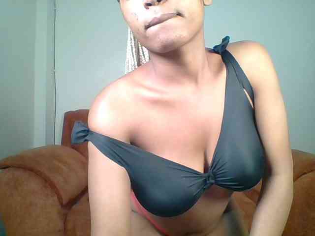 Hot-sexy-queen webcam