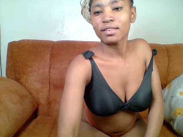 Hot-sexy-queen webcam