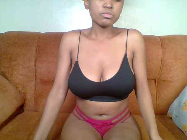 Hot-sexy-queen webcam