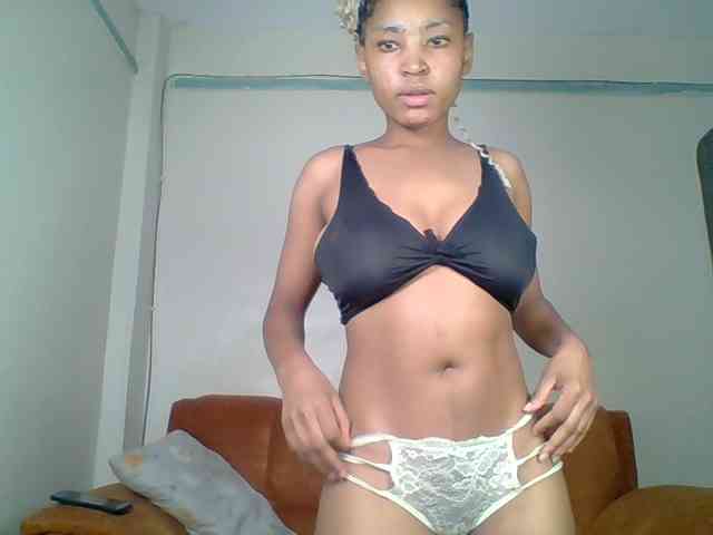 Hot-sexy-queen webcam