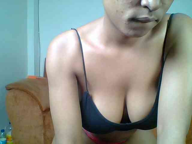 Hot-sexy-queen webcam