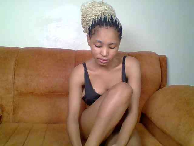 Hot-sexy-queen webcam