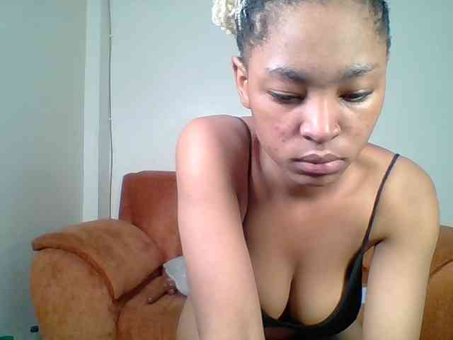 Hot-sexy-queen webcam