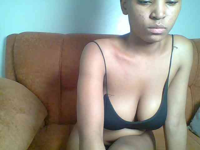 Hot-sexy-queen webcam