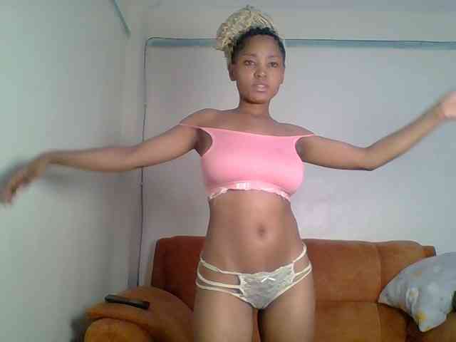 Hot-sexy-queen webcam