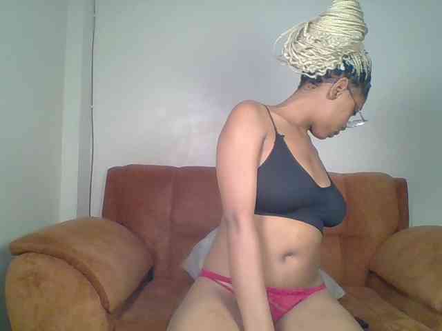 Hot-sexy-queen webcam