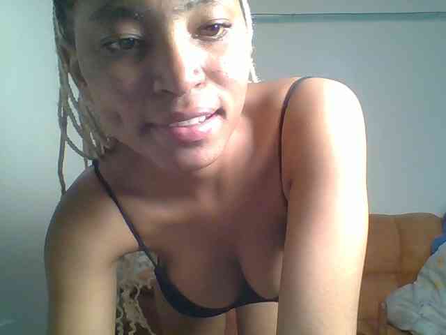 Hot-sexy-queen webcam