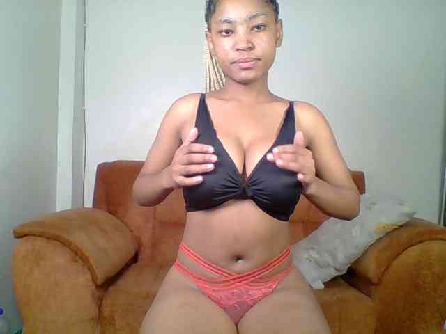 Hot-sexy-queen webcam