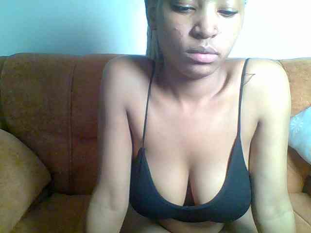 Model: Hot-sexy-queen