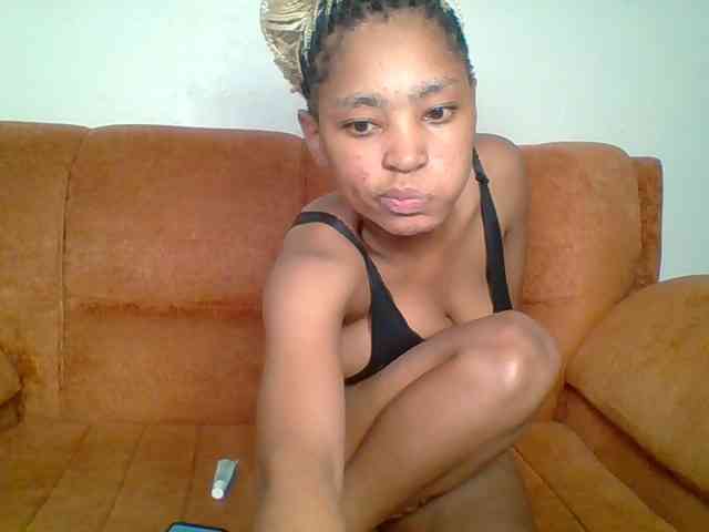 Hot-sexy-queen webcam