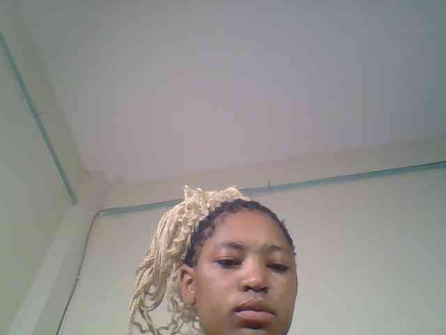 Hot-sexy-queen webcam