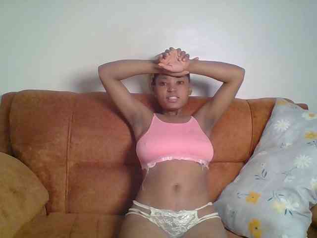 Hot-sexy-queen webcam