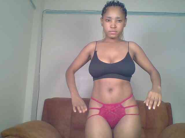 Hot-sexy-queen webcam