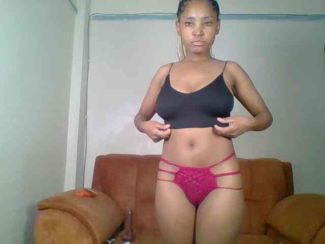 Hot-sexy-queen webcam