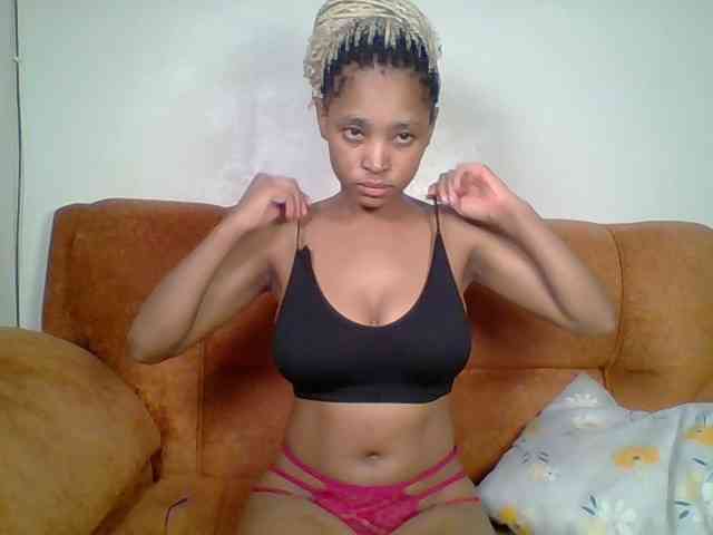 Hot-sexy-queen webcam