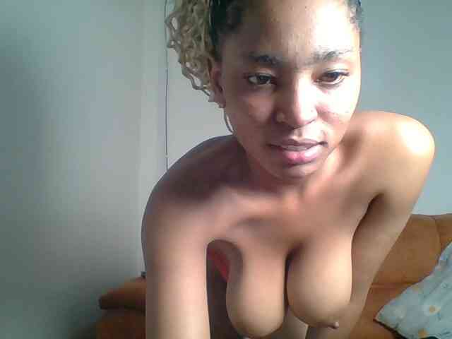 Hot-sexy-queen webcam