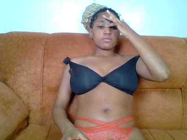 Hot-sexy-queen webcam