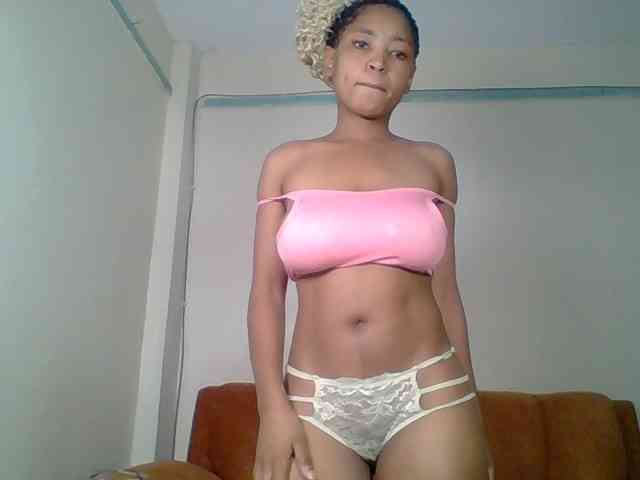 Hot-sexy-queen webcam