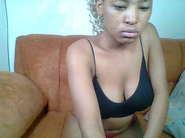 Hot-sexy-queen webcam