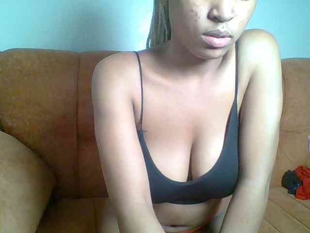 Hot-sexy-queen webcam