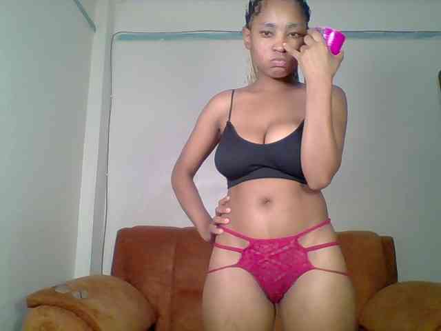 Hot-sexy-queen webcam