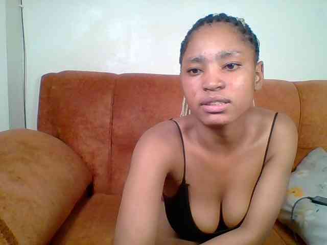 Hot-sexy-queen webcam