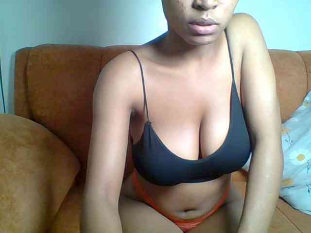 Hot-sexy-queen webcam