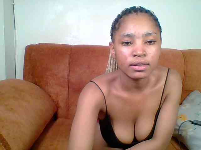 Hot-sexy-queen webcam